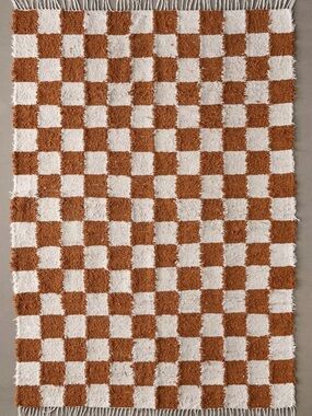 Urban Outfitters 5’x7’ Checkerboard Woven Shag Rug Honey Rust & White Cotton